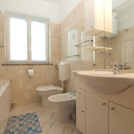 Vodnjanka 1656 شقة