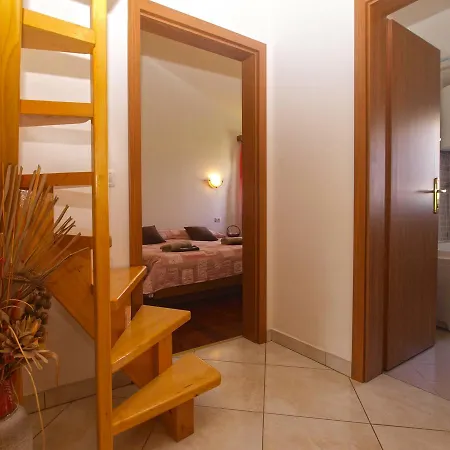 Apartmán Vodnjanka 1656 *